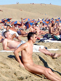 Gay Beach Pics